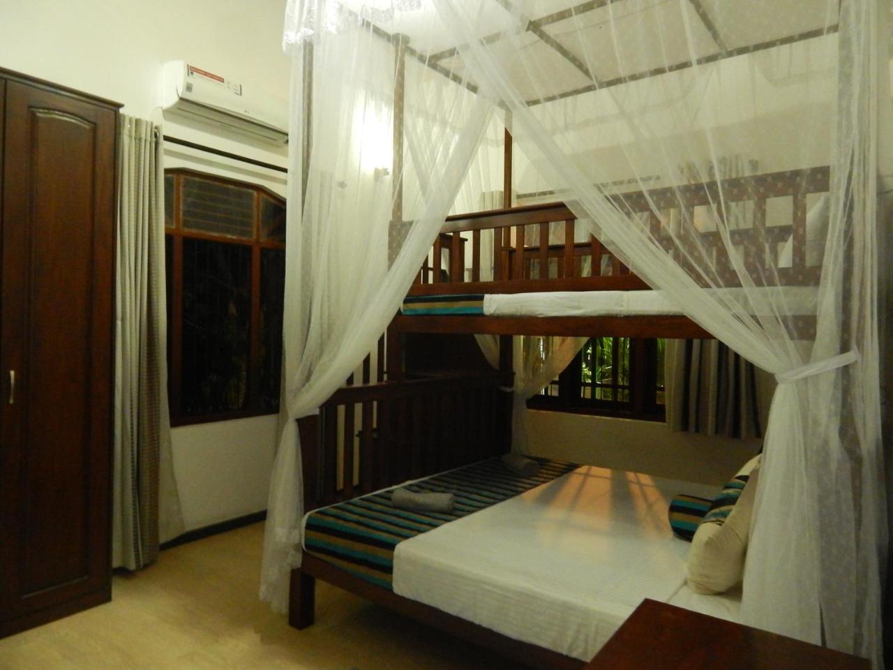 Nenasilu - Sri Lankan Villa Hapugala Bagian luar foto